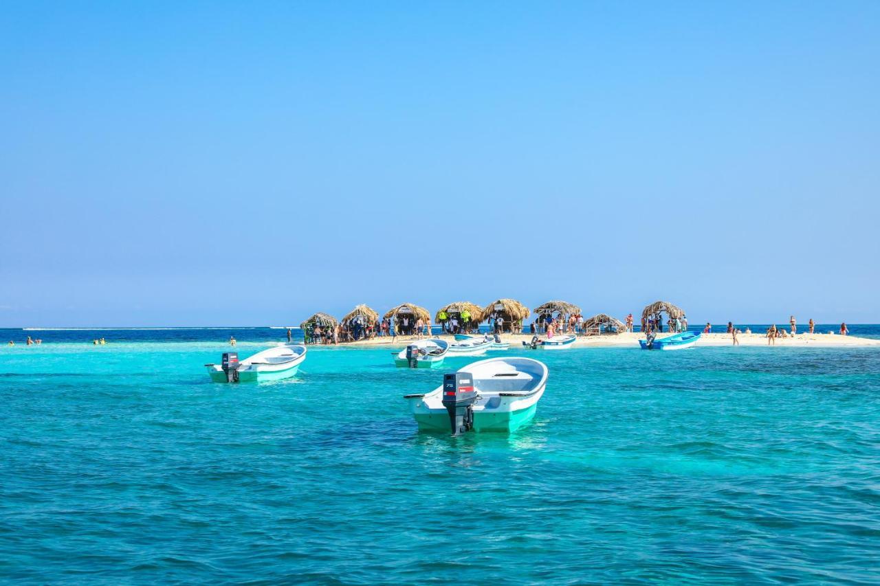 Paradise Island Beach Resort Punta Rucia Exterior foto