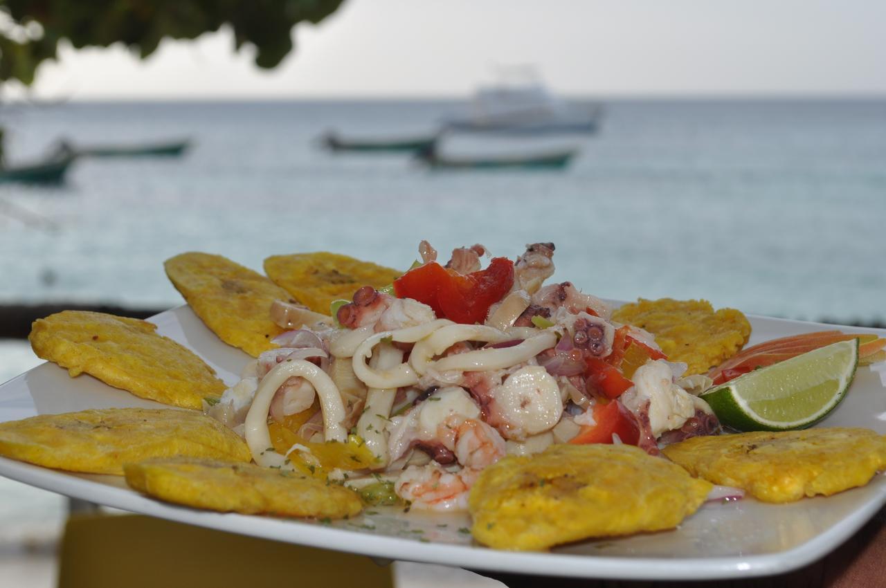 Paradise Island Beach Resort Punta Rucia Exterior foto